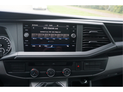 41241034-volkswagen-transporter-11