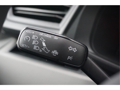 41241034-volkswagen-transporter-16