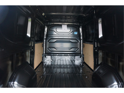 41815929-renault-master-7