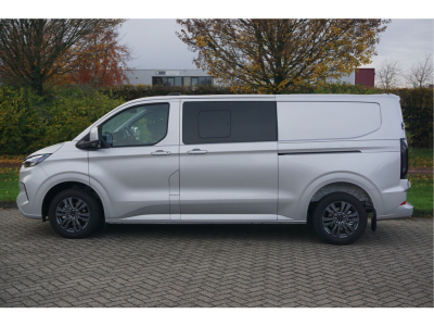 41944395-ford-transit-custom-2