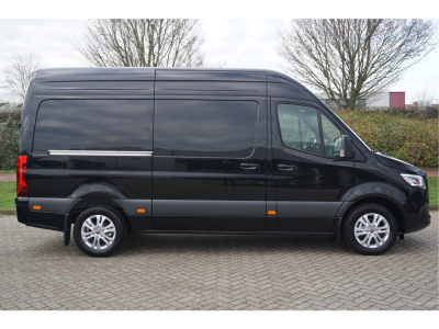 42172713-mercedes-benz-sprinter-3