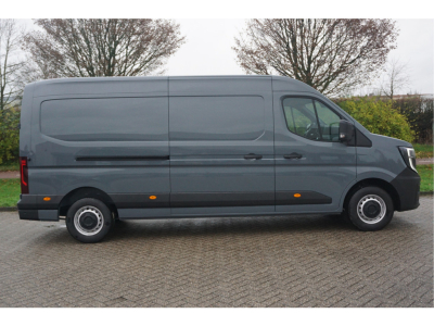 42230976-renault-master-5