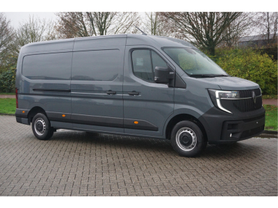 42230976-renault-master-6