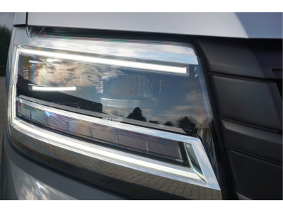 42671945-volkswagen-crafter-21