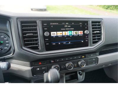 42769760-volkswagen-crafter-9