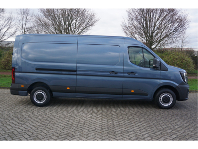 42771418-renault-master-4