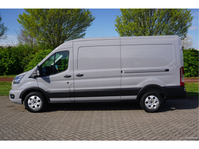 43570960-ford-transit-2