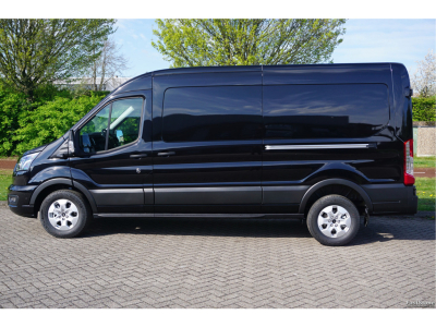 43572937-ford-transit-2