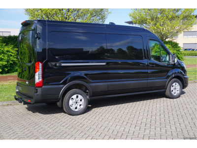 43572937-ford-transit-4