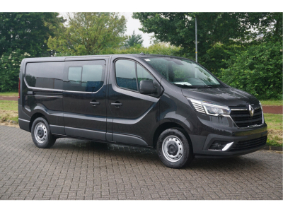 43764346-renault-trafic-6