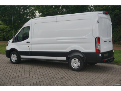 45257180-ford-transit-3