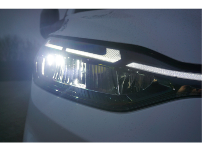 47088143-ford-transit-custom-19