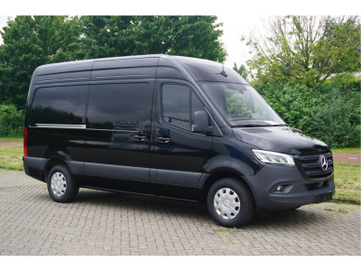 47569206-mercedes-benz-sprinter-4