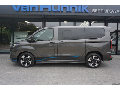 47964539-ford-transit-custom-2