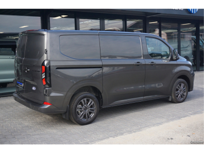 48125009-ford-transit-custom-4