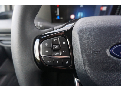 48250545-ford-transit-custom-15