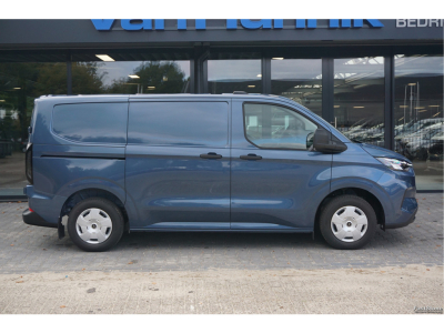 48250545-ford-transit-custom-5