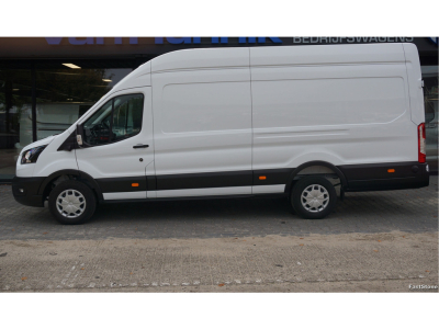 48400466-ford-transit-2