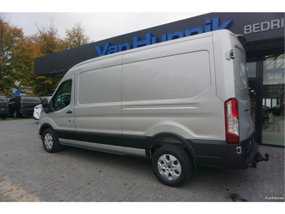 48910016-ford-transit-3