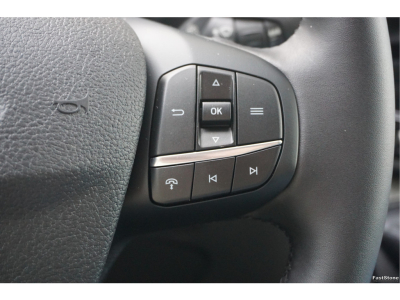 48947727-ford-transit-15