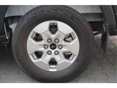 48948104-ford-transit-17