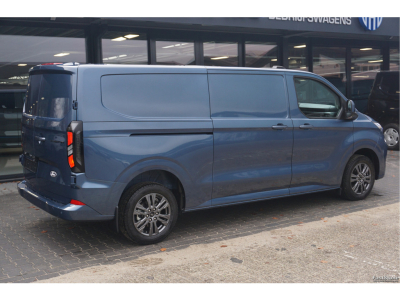 49621662-ford-transit-custom-4