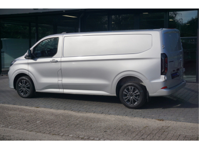 50189958-ford-transit-custom-3