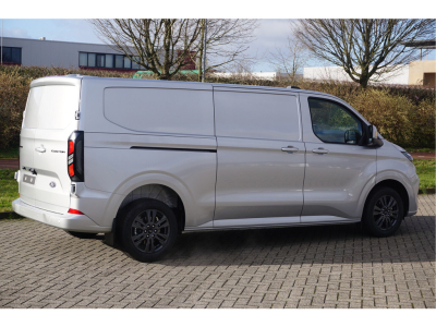 50310780-ford-transit-custom-4