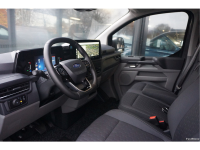 51499946-ford-transit-custom-8