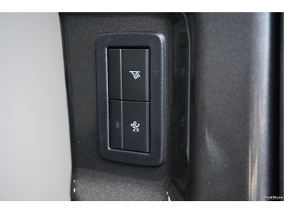 51533452-ford-transit-custom-23