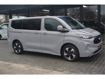 51621847-ford-transit-custom-6