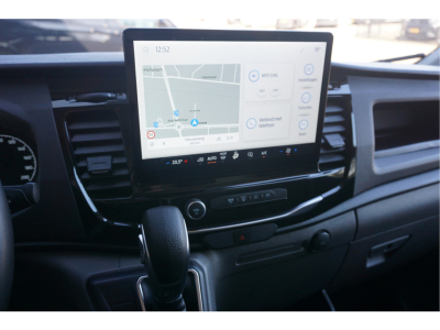 51755056-ford-transit-11