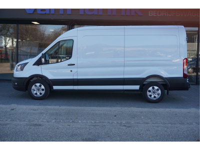 52166349-ford-transit-2