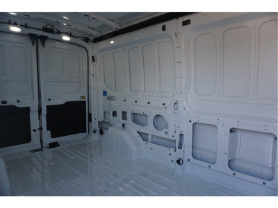 52166685-ford-transit-8