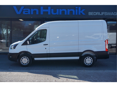 52167340-ford-transit-2