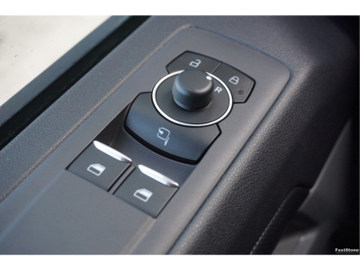 52280414-ford-transit-custom-18