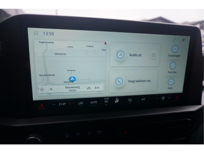 52369898-ford-transit-custom-11