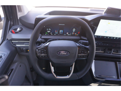 53908071-ford-transit-custom-8