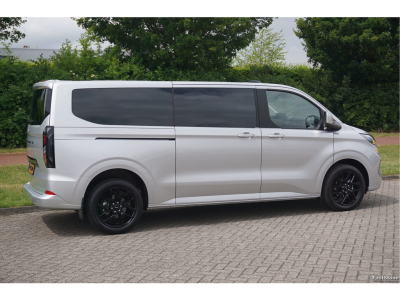 53909304-ford-transit-custom-4