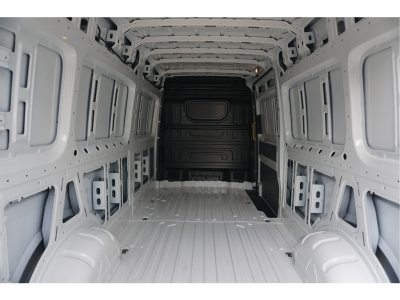 53985081-volkswagen-crafter-7