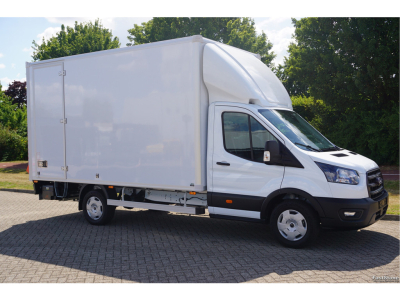 54009348-ford-transit-7
