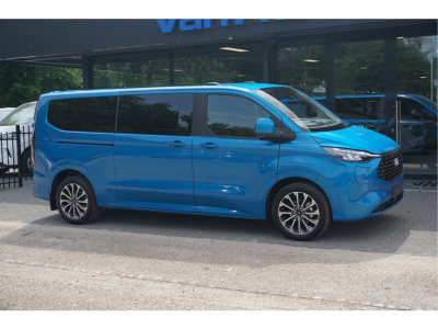 54934785-ford-transit-custom-6