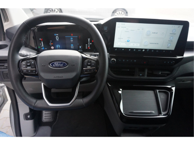 55405768-ford-transit-custom-8