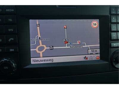 55645858-mercedes-benz-vito-13