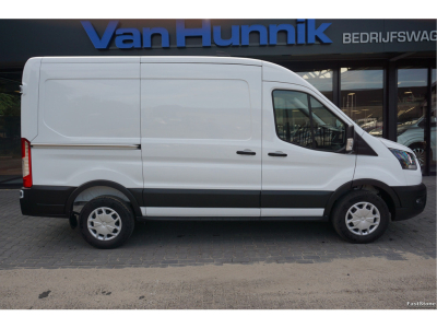 55652015-ford-transit-5