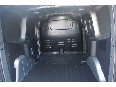 56421827-ford-transit-courier-7