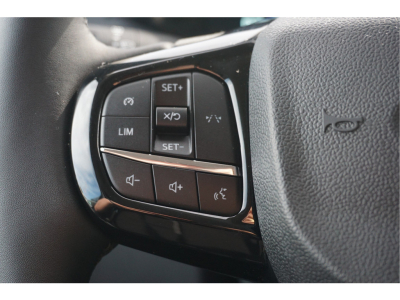 56883192-ford-e-transit-custom-14