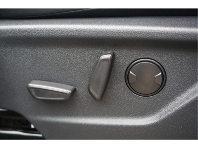 56883192-ford-e-transit-custom-18