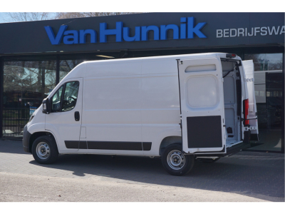57089045-citroen-jumper-4