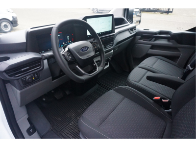 57122061-ford-transit-custom-9